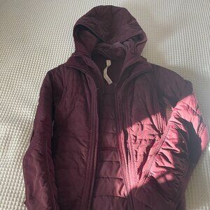 LULULEMON RUN ANOTHER MILE SIZE 4 Jacket GORGEOUS WINE COLOR